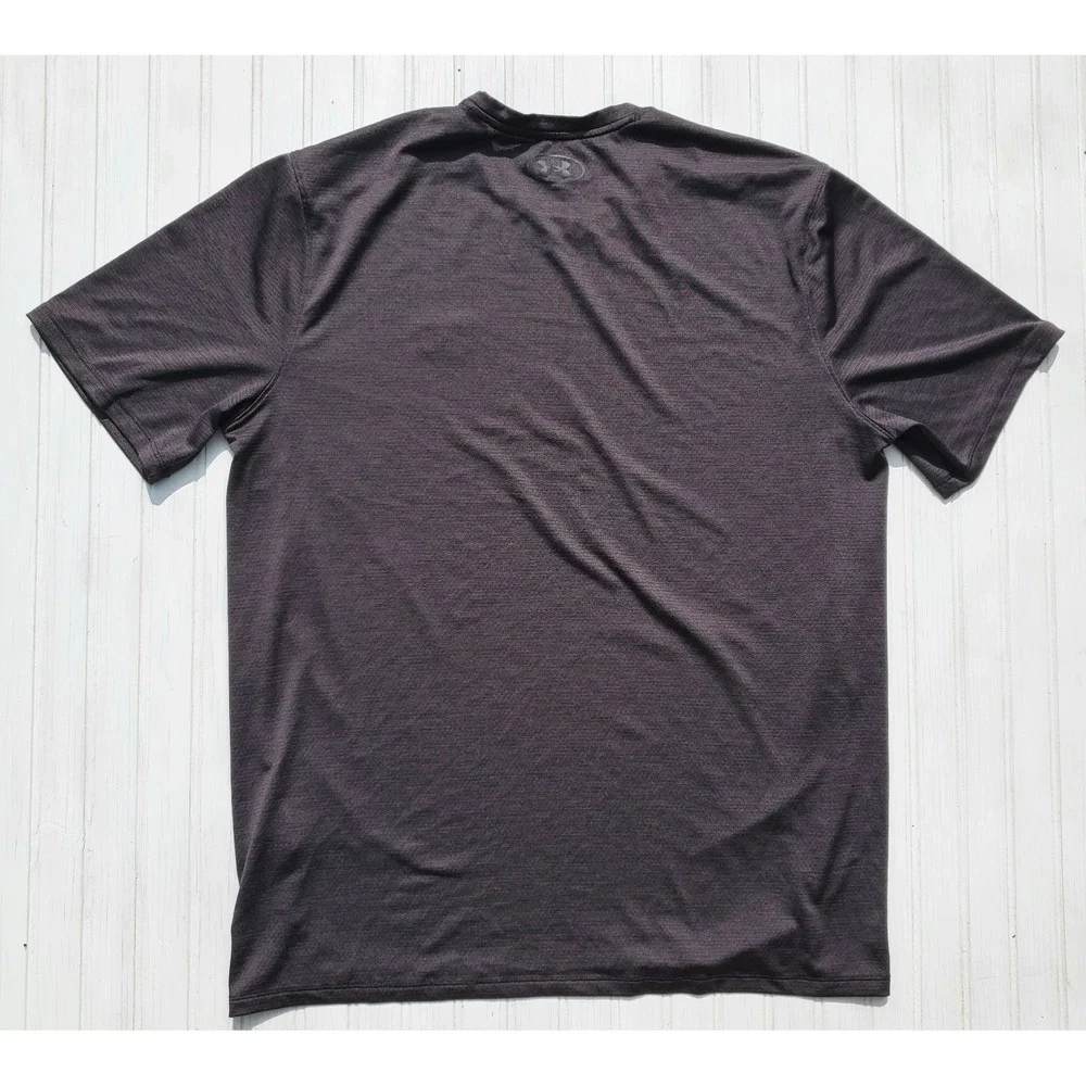 Under Armour T-Shirt Men's Medium Loose Fit Dark Gray Gym Wear‎ Athletic Workout